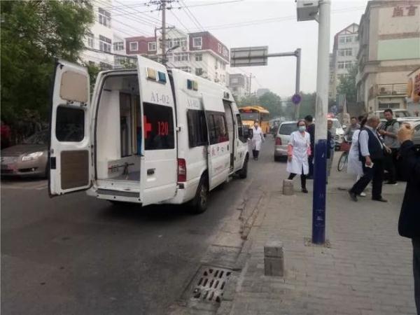 突發(fā)！青島一居民樓發(fā)生爆燃！已造1人死亡，7人受傷！3公里外有震感…