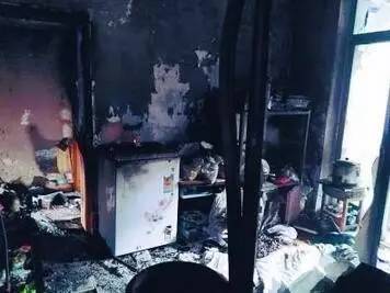 82歲老奶奶家中燃?xì)夤拗?她淡定把罐子抱到門外